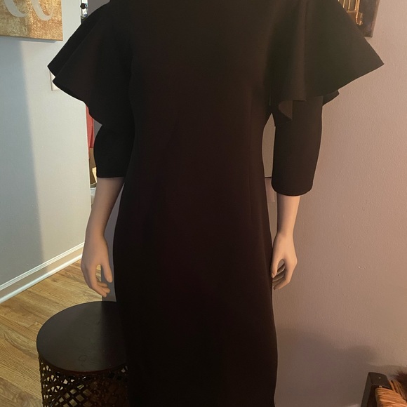 Dress - Picture 3 of 11